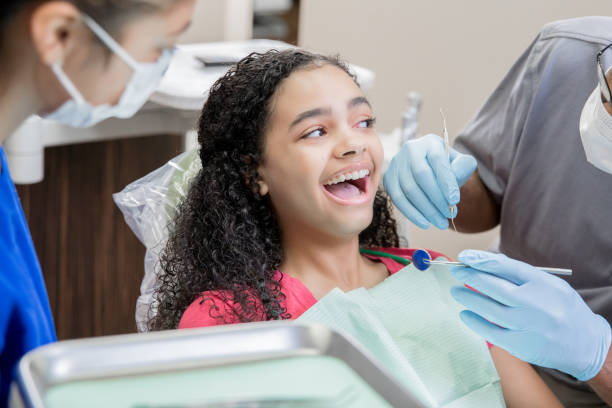 Best Emergency Tooth Extraction  in Louisville, TN